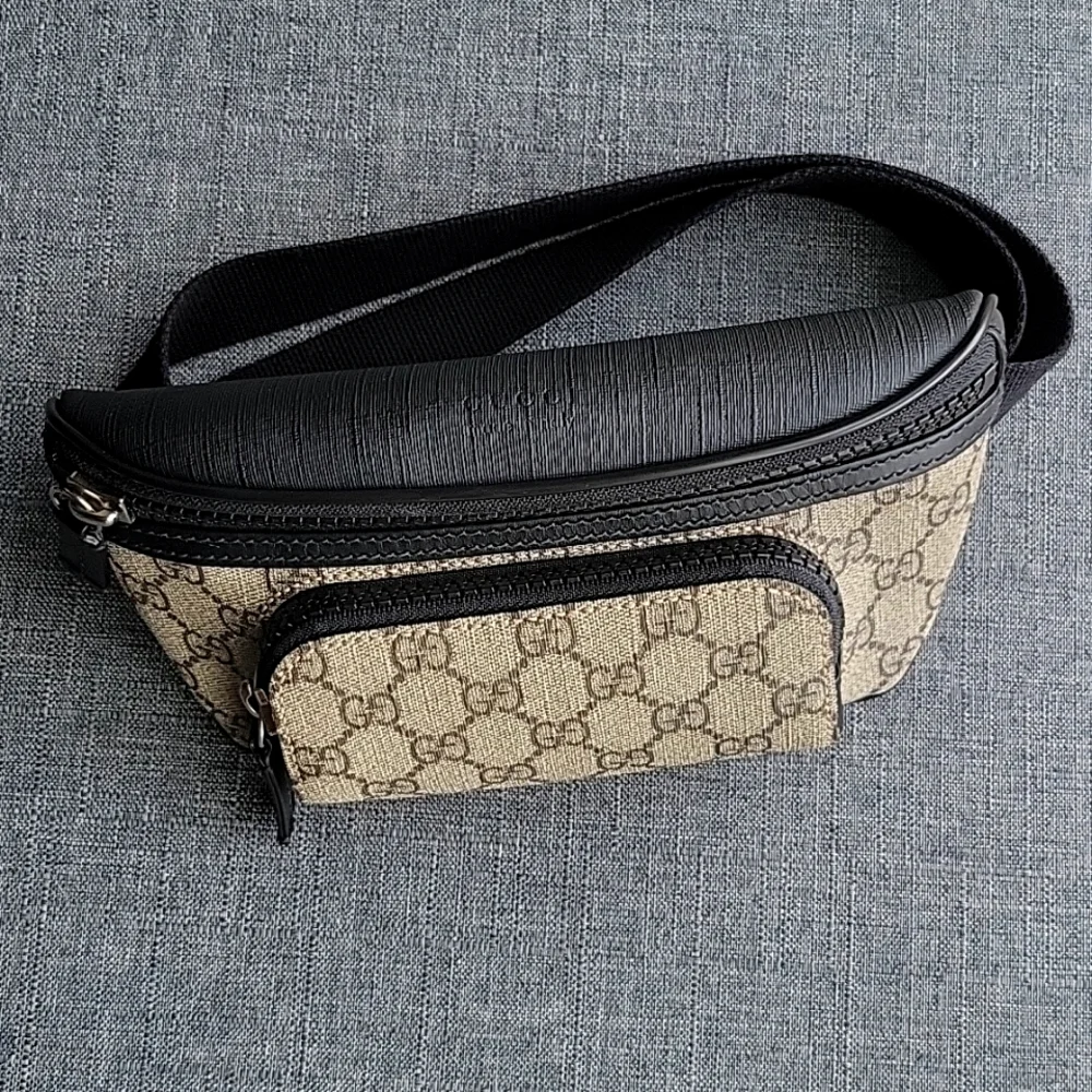 Gucci Supreme Monogram Belt Bag - Picture 2 of 5